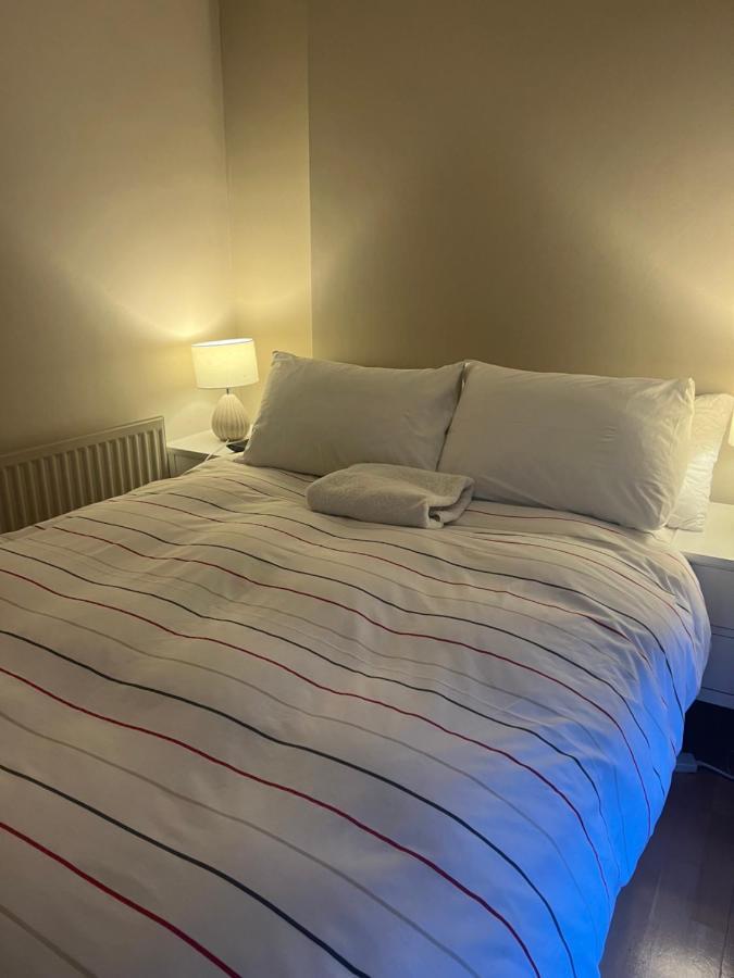 2 Bedroom Apartment Just Off Kings Road Londres Exterior foto